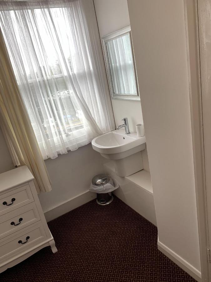 Guest house The Of Wales Reigate